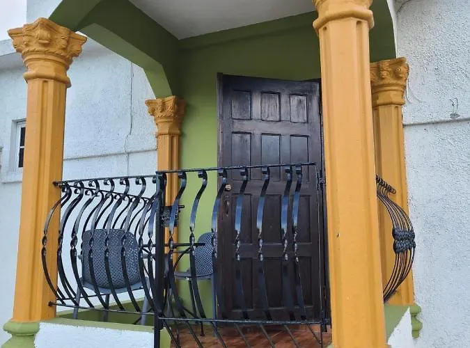 Herridge Manor Montego Bay